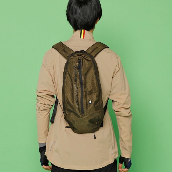 ライトスリムバックパック　9L　V2