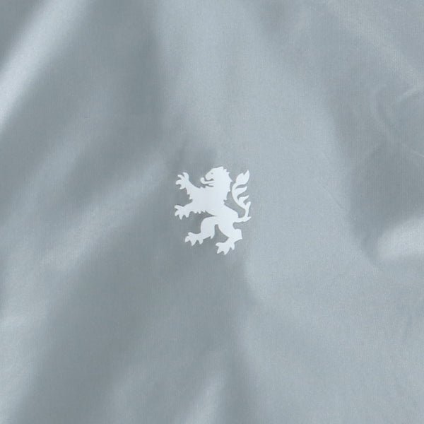 lightweight windbreaker