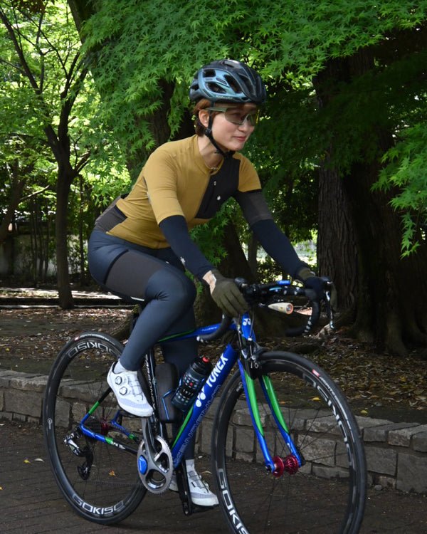 レディースタイツ　クロスオーバー　プラチナパッド